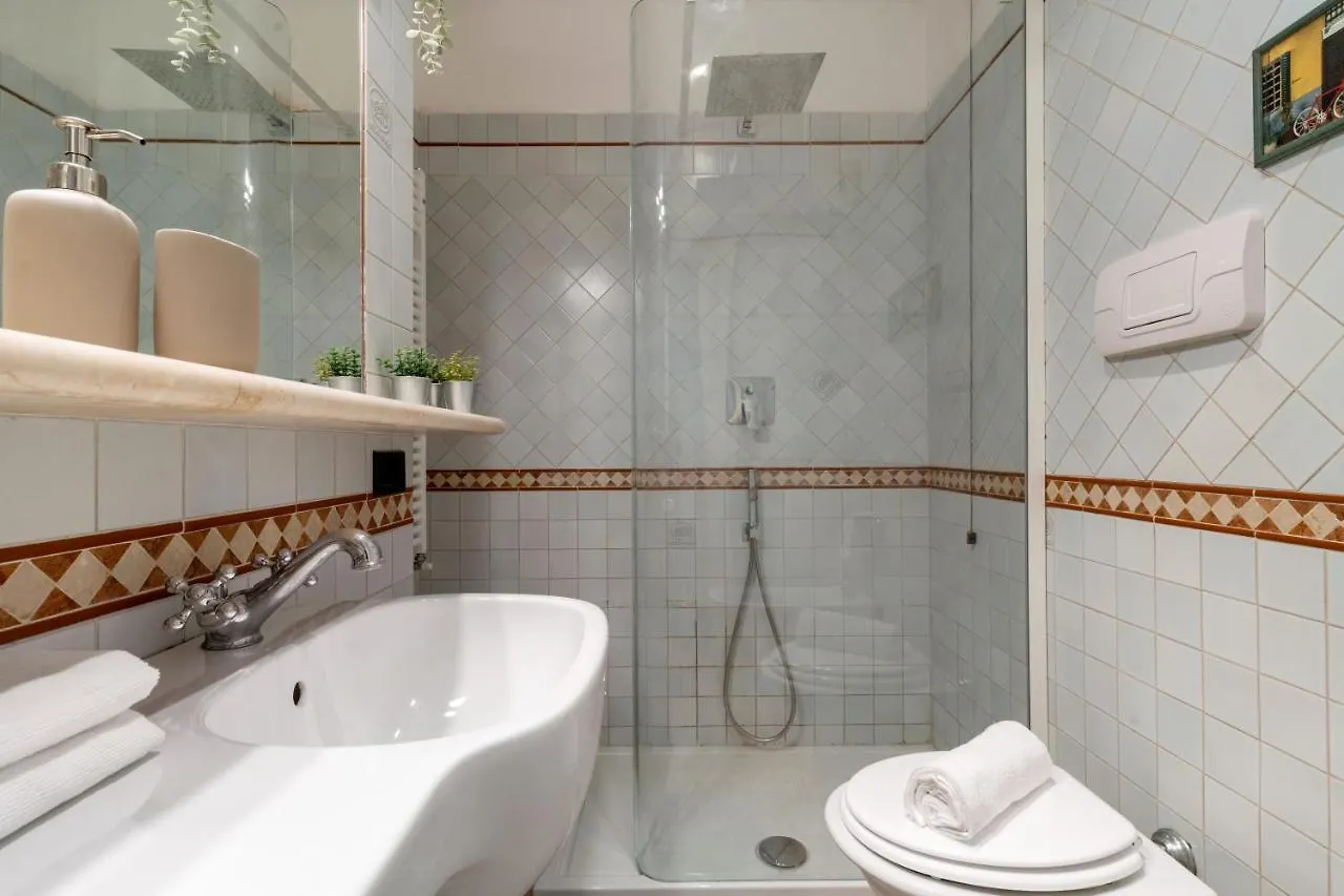 Porta Genova Navigli Classy Flat Milan Italy